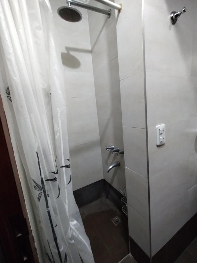 Hostel Terminal Μεντόζα Εξωτερικό φωτογραφία